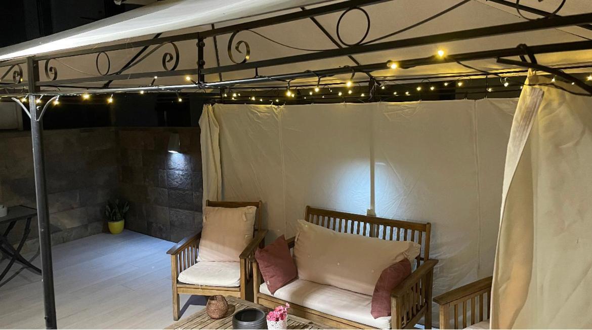 Apartamento Los Naranjos De Santa Justa Sevilla Eksteriør bilde
